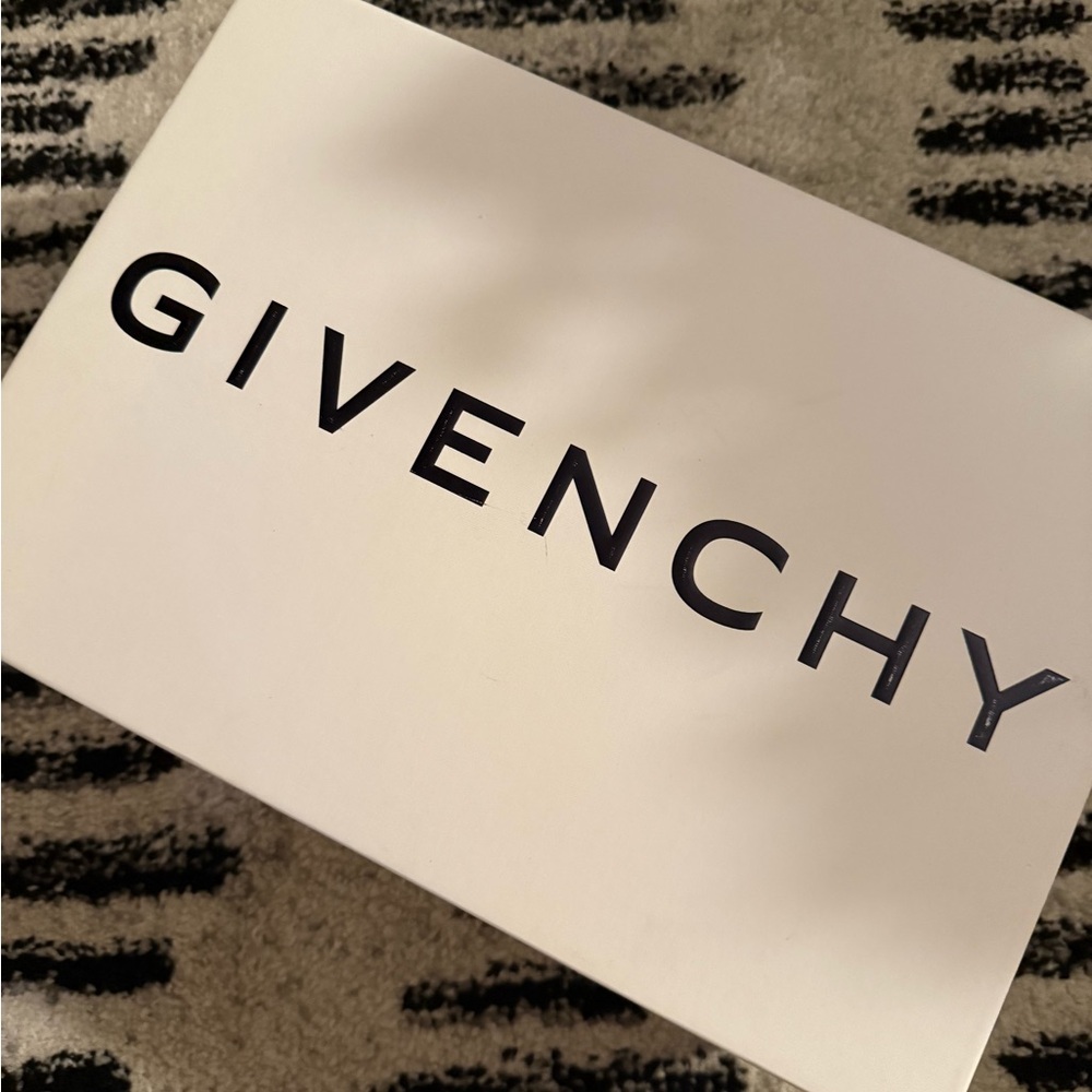 Givenchy Black and White Gift Box